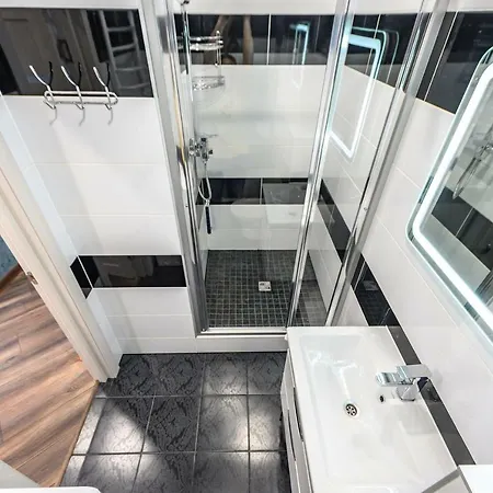Apartment Genuezskaya 3a Flat 246 *
